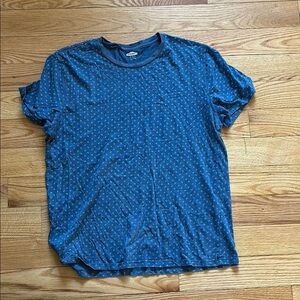 men’s old navy t shirt